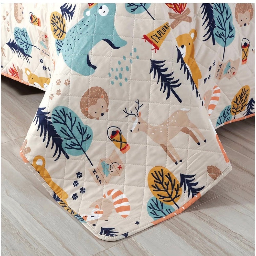 Forest Animals Print Queen Bedding Set - Picture 4 of 6